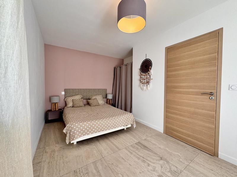 Maison contemporaine - 143 m² - 5 pièces