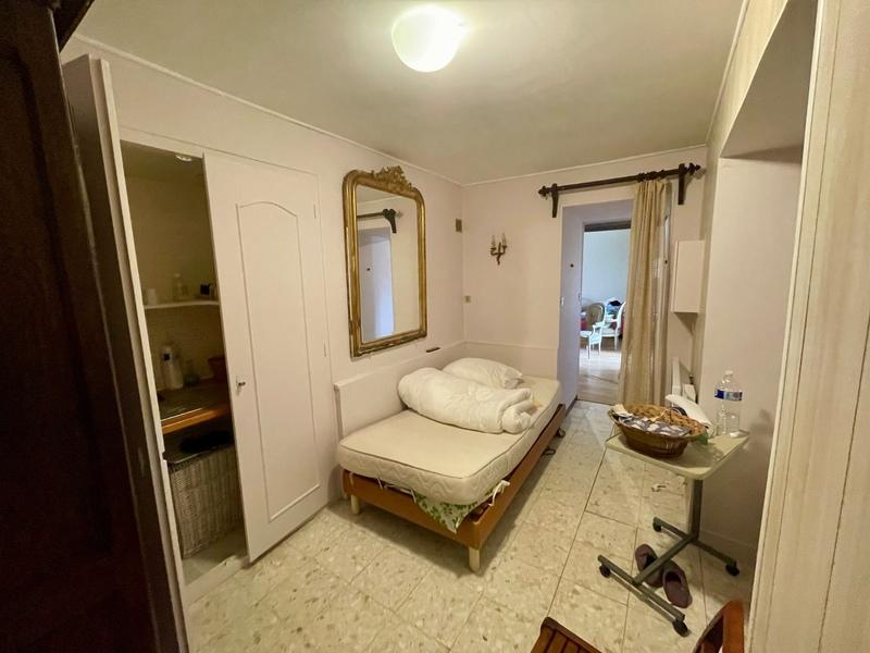 Maison - 193 m² - 7 pièces