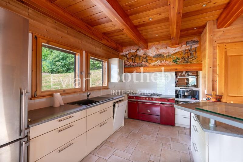 Châlet - 228 m² - 10 pièces