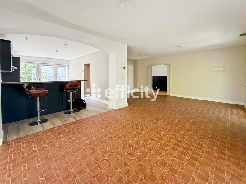 Maison - 150 m² - 5 pièces