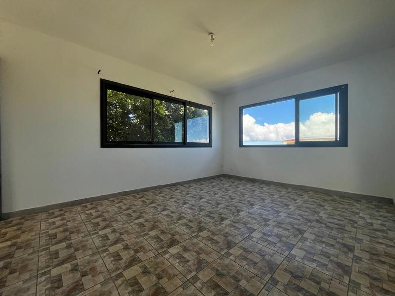 Appartement - 90 m² - 3 pièces