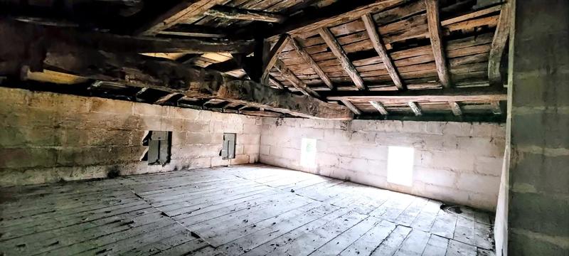 Maison - 225 m² - 5 pièces