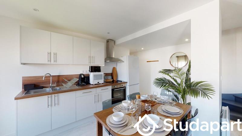 Chambre - 9 m² - 1 pièce