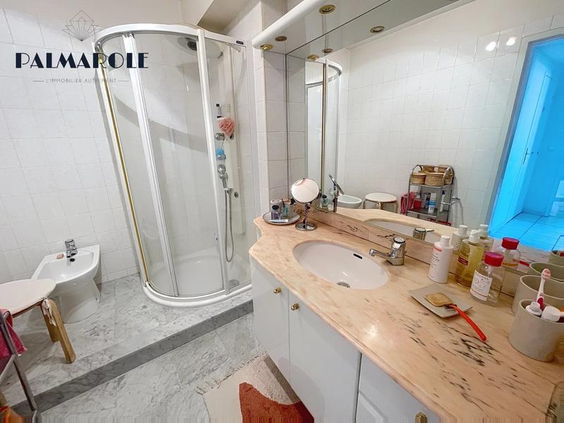 Appartement - 79 m² - 3 pièces