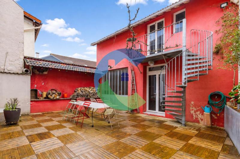 Maison - 175 m² - 7 pièces