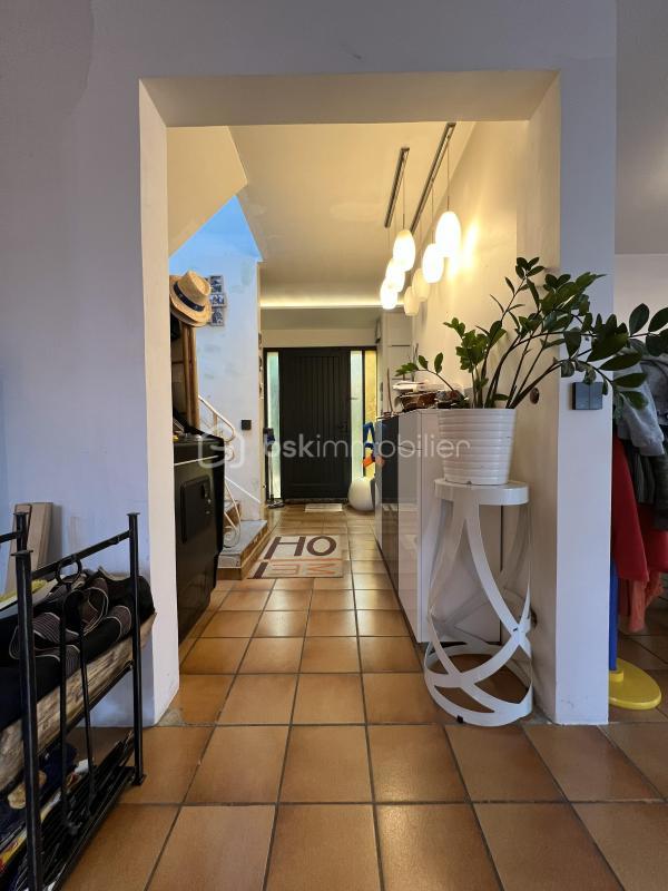 Maison traditionnelle - 105 m² - 5 pièces