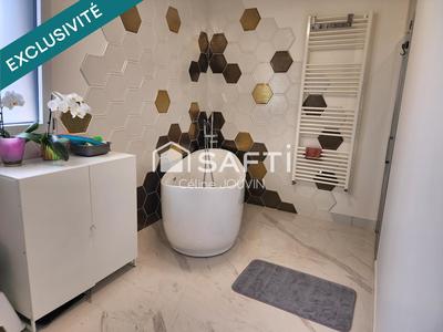 Maison - 175 m² - 7 pièces