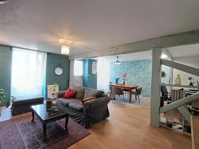 Maison - 94 m² - 4 pièces