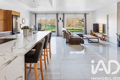 Maison - 114 m² - 4 pièces