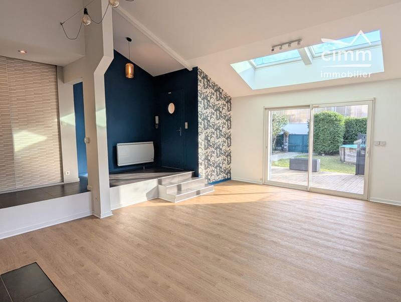 Maison - 110 m² - 4 pièces