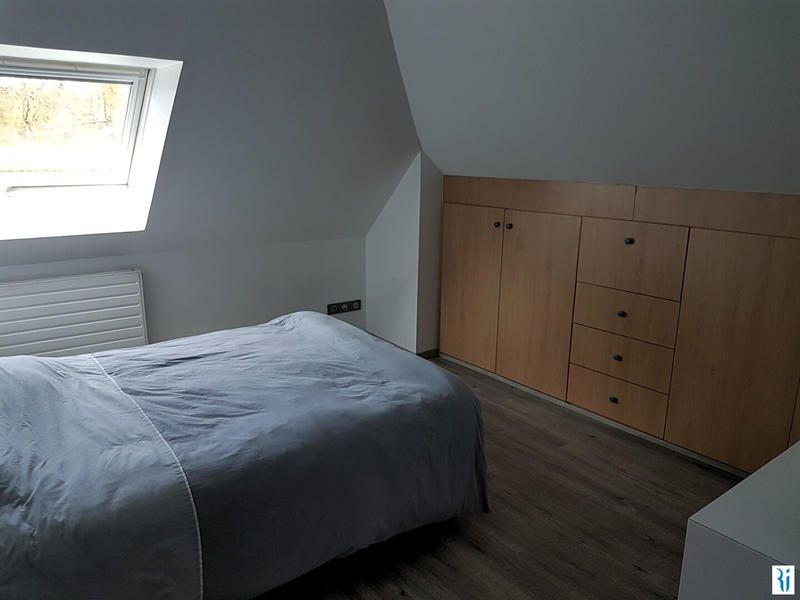 Maison - 225 m² - 8 pièces