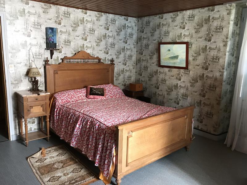 Maison - 223 m² - 15 pièces