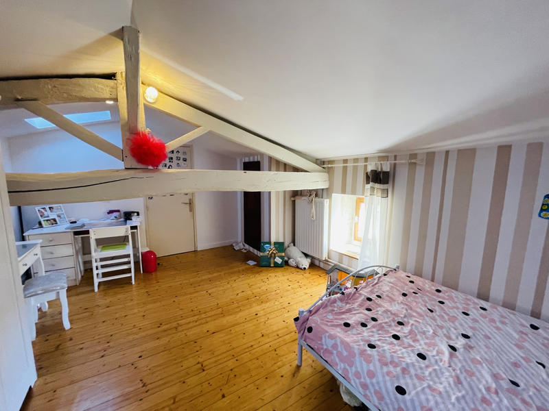 Maison - 172 m² - 7 pièces