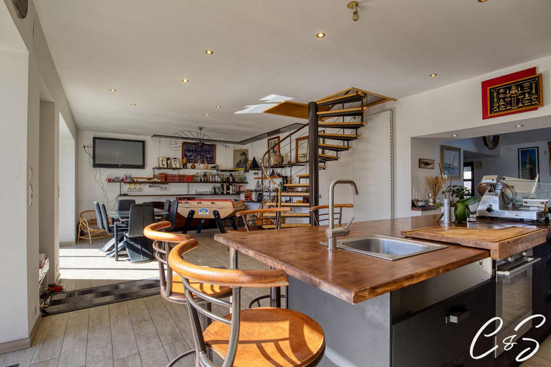 Maison - 118 m² - 4 pièces