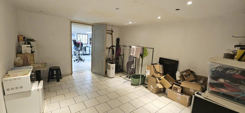 Local commercial - 66 m² - 1 pièce