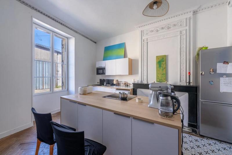 Maison - 290 m² - 8 pièces