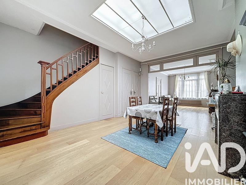 Maison - 166 m² - 6 pièces