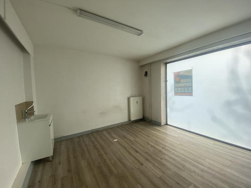 Local commercial - 60 m² - 4 pièces