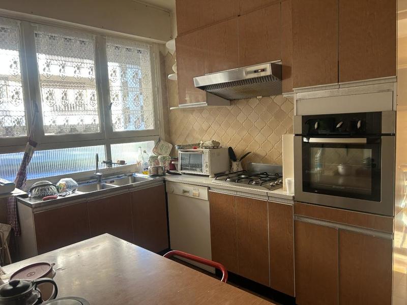 Maison de ville - 238 m² - 9 pièces