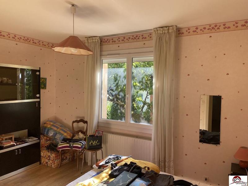 Maison traditionnelle - 139 m² - 7 pièces