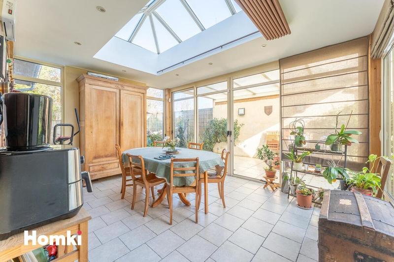 Maison - 171 m² - 8 pièces