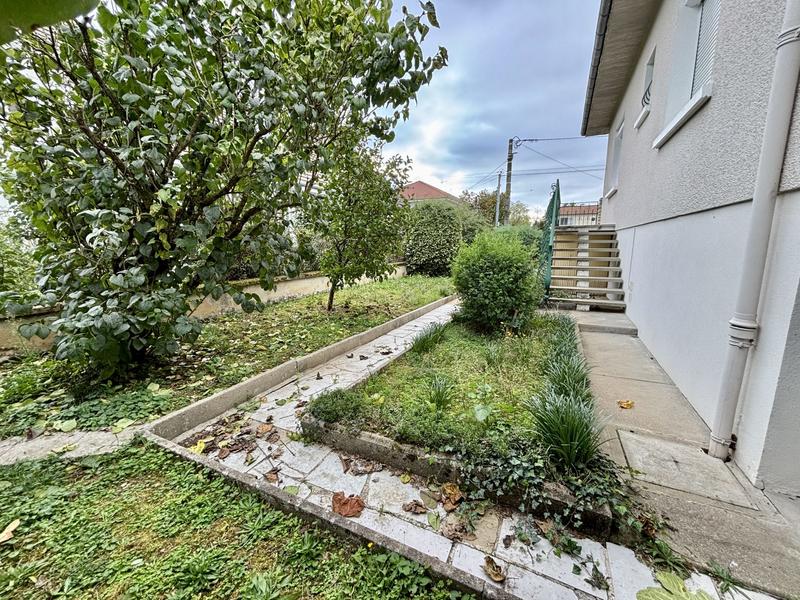 Maison - 136 m² - 5 pièces