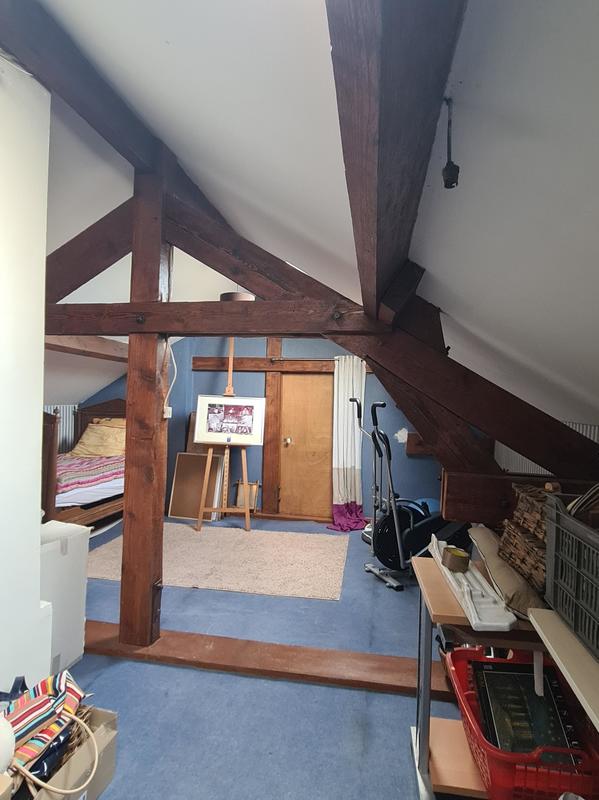 Maison - 212 m² - 6 pièces