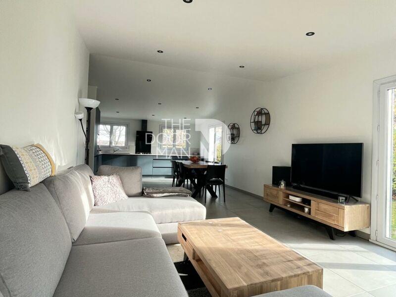 Maison - 89 m² - 5 pièces