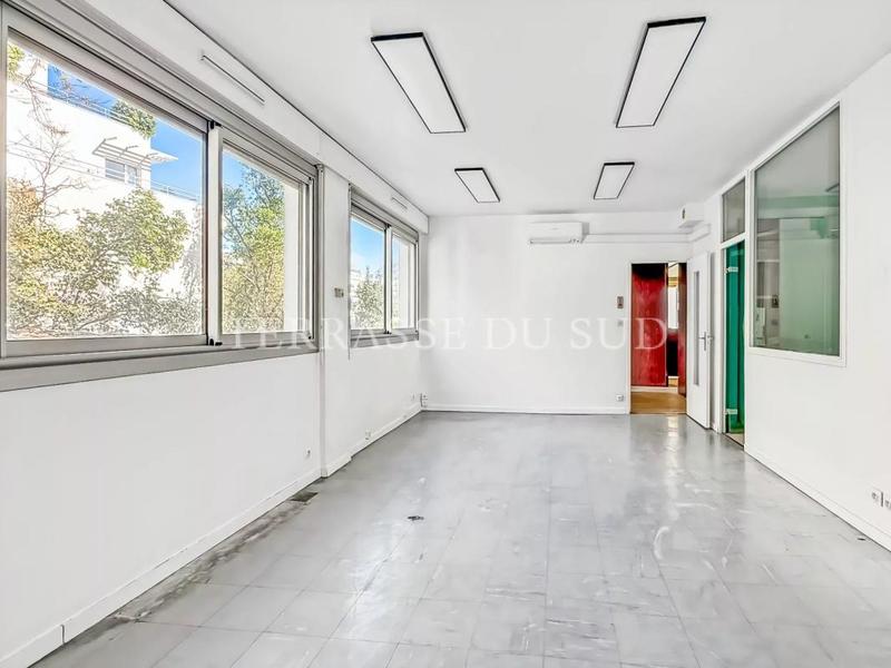 Appartement - 105 m² - 4 pièces