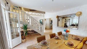 Maison - 170 m² - 5 pièces