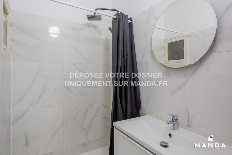 Chambre - 11 m² - 4 pièces