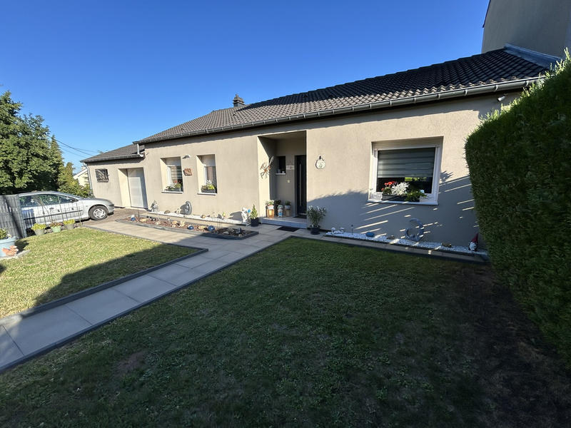 Maison - 85 m² - 4 pièces