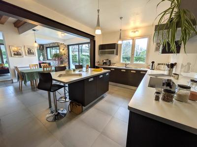 Maison - 150 m² - 7 pièces