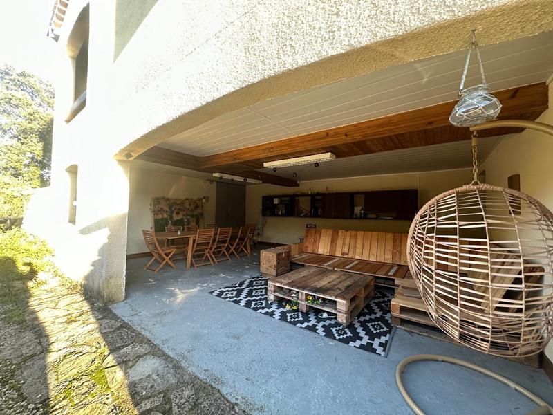 Maison - 138 m² - 6 pièces