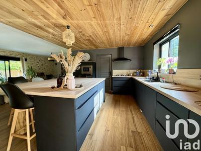 Maison - 147 m² - 6 pièces