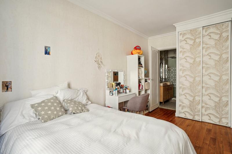 Appartement - 91 m² - 3 pièces