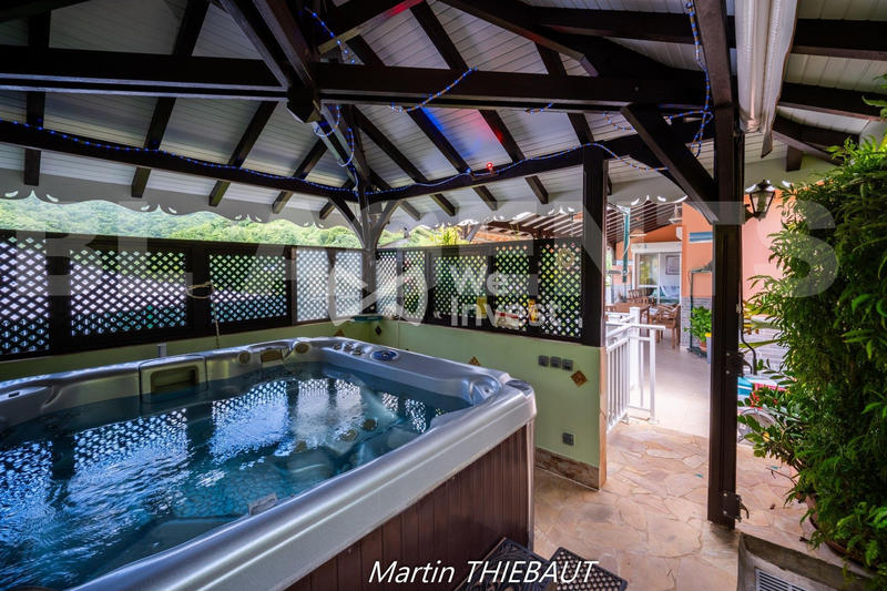 Maison - 140 m² - 7 pièces