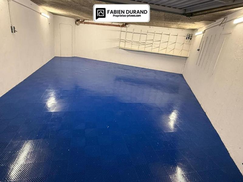 Parking / Garage - 46 m²