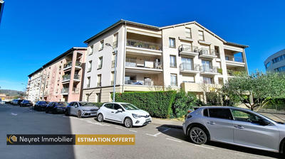 Appartement - 89 m² - 4 pièces