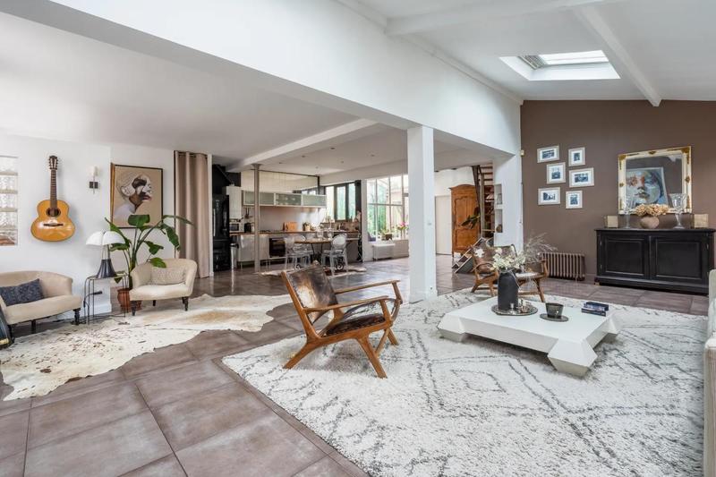 Maison - 182 m² - 6 pièces