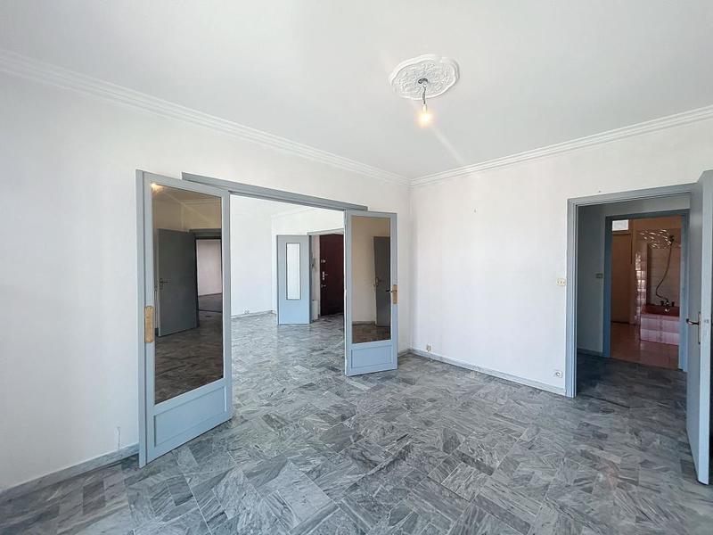 Appartement - 130 m² - 3 pièces