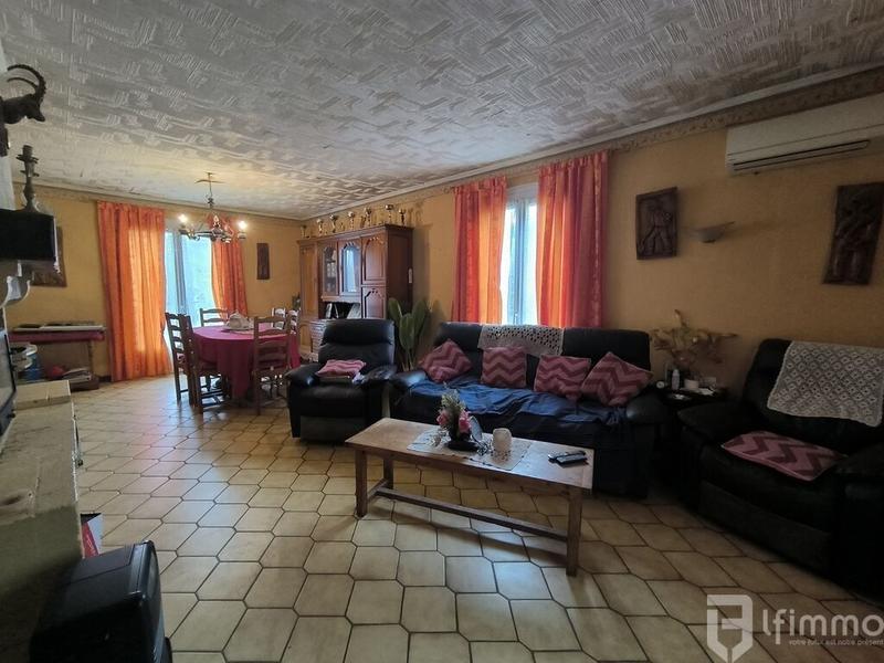 Villa - 107 m² - 5 pièces