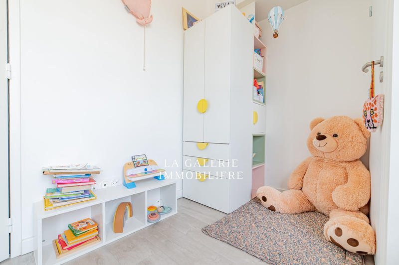 Maison - 167 m² - 6 pièces