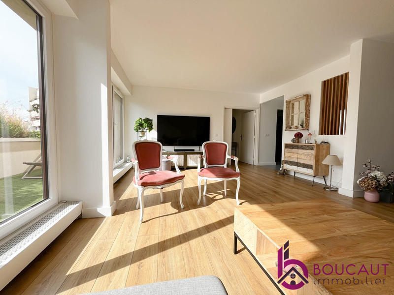 Appartement - 141 m² - 7 pièces