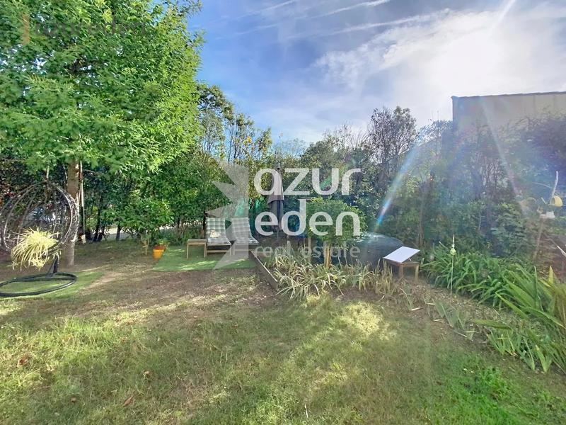 Maison - 94 m² - 4 pièces