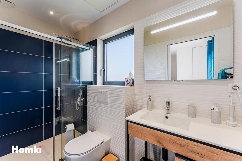 Propriété - 138 m² - 5 pièces