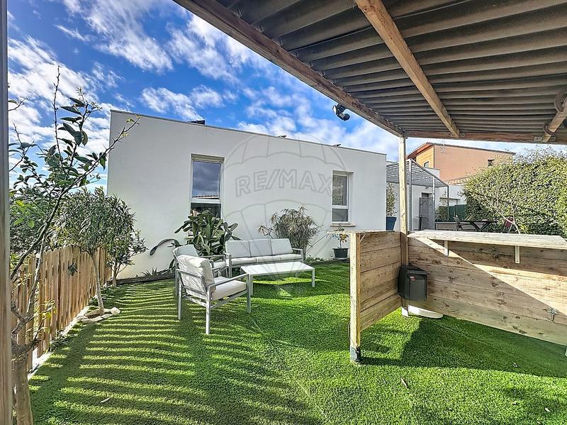 Maison - 92 m² - 4 pièces