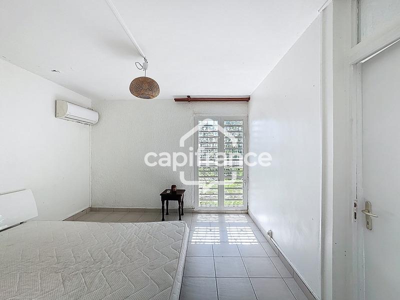 Maison - 380 m² - 11 pièces