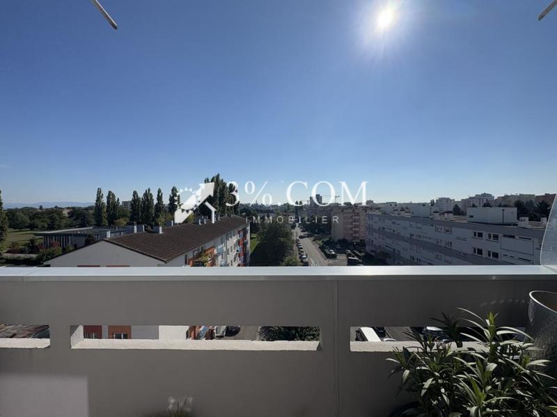 Appartement - 96 m² - 5 pièces