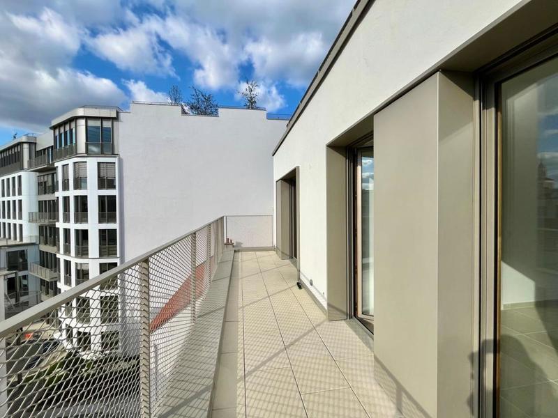 Appartement - 142 m² - 5 pièces